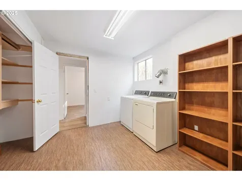 1466 SW 5th Place Gresham OR 97080