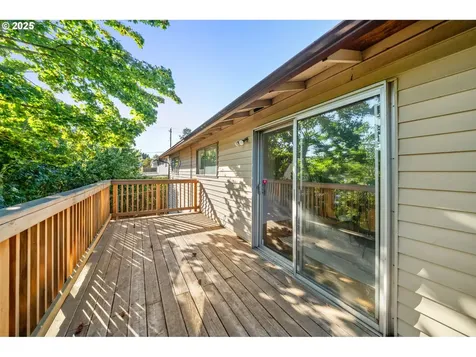 1466 SW 5th Place Gresham OR 97080
