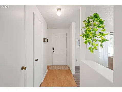 1466 SW 5th Place Gresham OR 97080