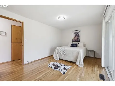 1383 Thompson Road Woodburn OR 97071