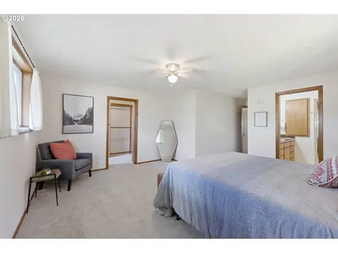 1383 Thompson Road Woodburn OR 97071