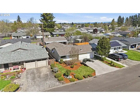 1383 Thompson Road Woodburn OR 97071