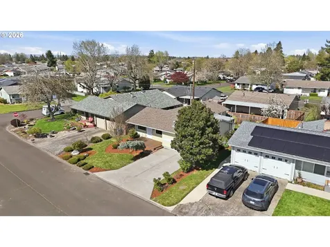 1383 Thompson Road Woodburn OR 97071