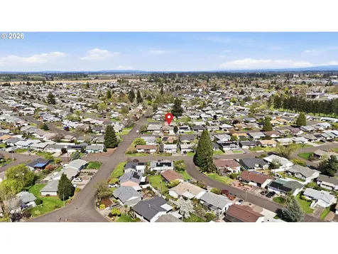 1383 Thompson Road Woodburn OR 97071