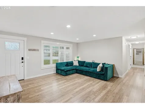 14638 SW May Court Sherwood OR 97140