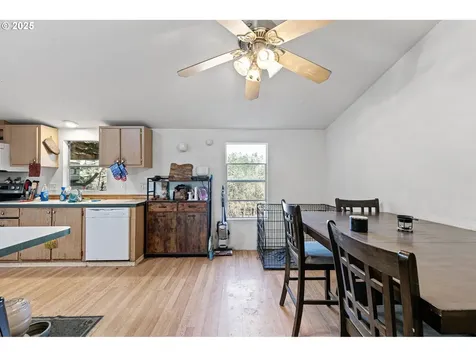 213 Hilltop Drive Oakland OR 97462