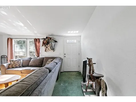 213 Hilltop Drive Oakland OR 97462