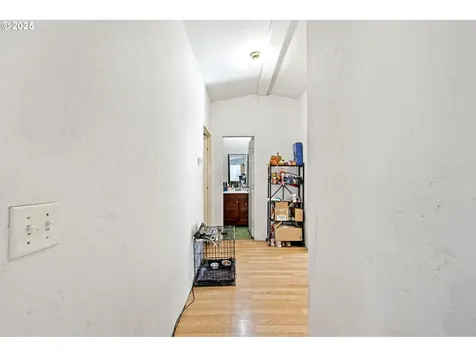 213 Hilltop Drive Oakland OR 97462