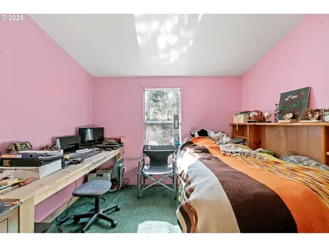 213 Hilltop Drive Oakland OR 97462