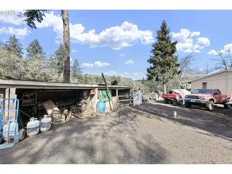 213 Hilltop Drive Oakland OR 97462