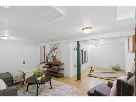 1813 Filbert Street Forest Grove OR 97116