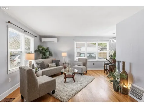 1813 Filbert Street Forest Grove OR 97116