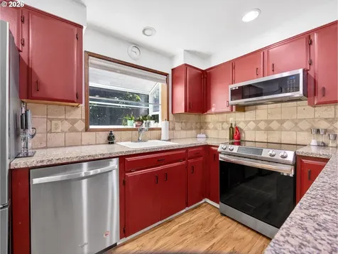 24046 NE Treehill Drive Wood Village OR 97060