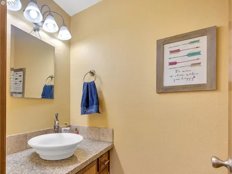 24046 NE Treehill Drive Wood Village OR 97060
