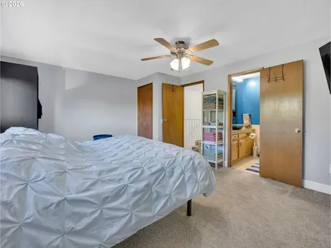 24046 NE Treehill Drive Wood Village OR 97060
