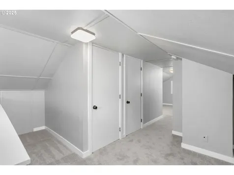 35706 NW 14th Avenue La Center WA 98629