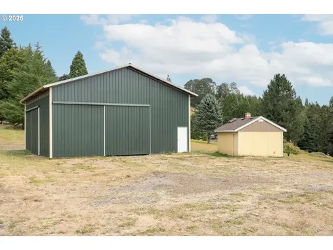 35706 NW 14th Avenue La Center WA 98629