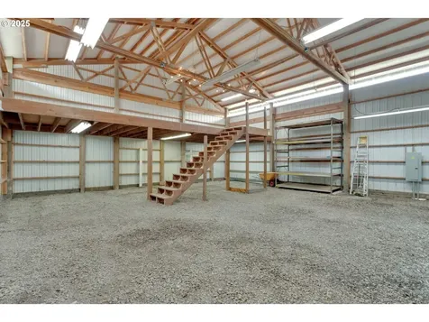 35706 NW 14th Avenue La Center WA 98629