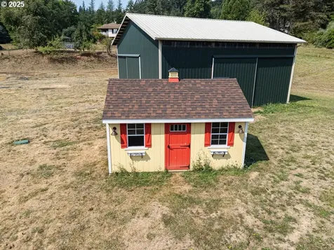 35706 NW 14th Avenue La Center WA 98629