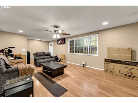 204 NE 148th Avenue Vancouver WA 98684