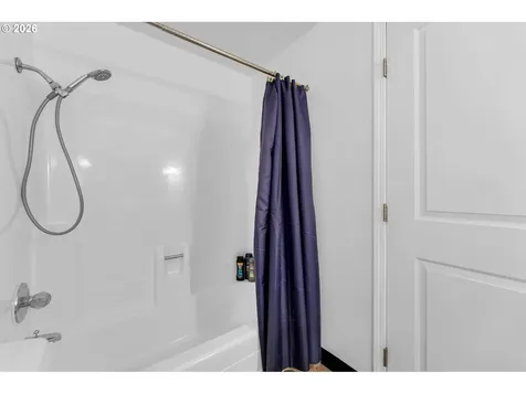 204 NE 148th Avenue Vancouver WA 98684