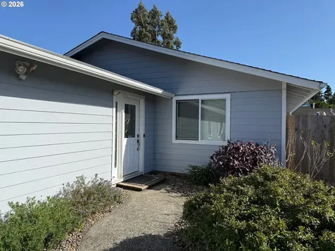 2164 24th Street Florence OR 97439