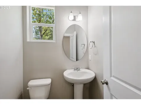 17787 SW Harper Court Beaverton OR 97003