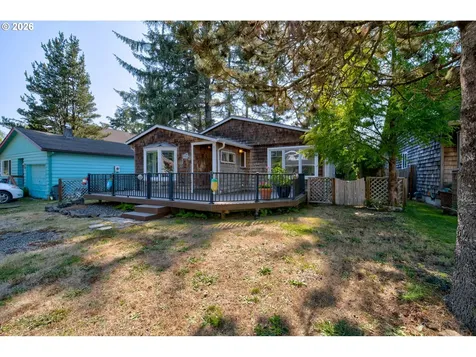 572 N Hemlock Street Cannon Beach OR 97110