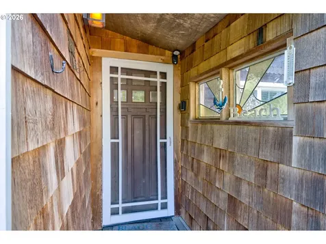 572 N Hemlock Street Cannon Beach OR 97110
