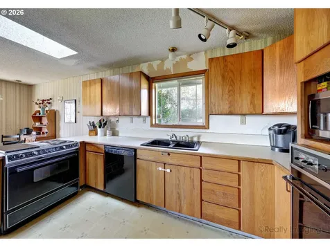 1703 Allen Street Kelso WA 98626