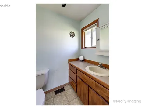1703 Allen Street Kelso WA 98626