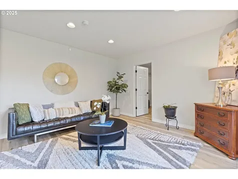 2720 NE 168th Avenue Vancouver WA 98684