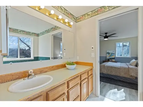 2720 NE 168th Avenue Vancouver WA 98684