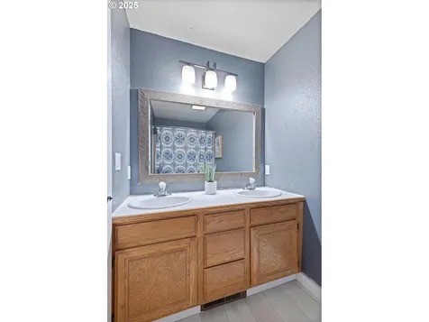 2720 NE 168th Avenue Vancouver WA 98684