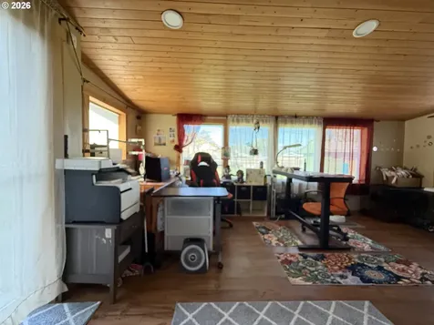 2082 Bel Air Court Roseburg OR 97471