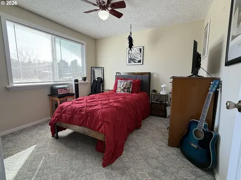2082 Bel Air Court Roseburg OR 97471