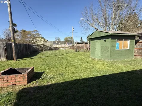 2082 Bel Air Court Roseburg OR 97471