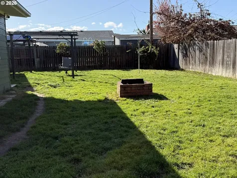 2082 Bel Air Court Roseburg OR 97471