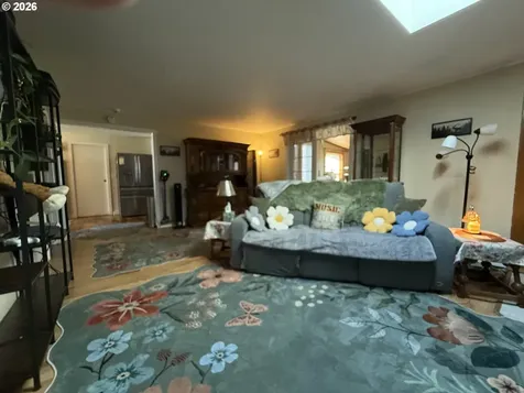2082 Bel Air Court Roseburg OR 97471