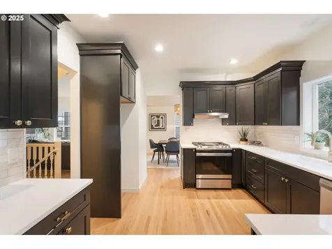 6244 Frost Lane Lake Oswego OR 97035