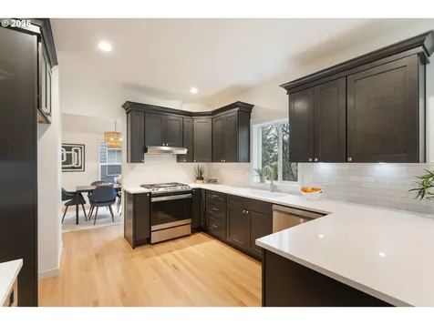 6244 Frost Lane Lake Oswego OR 97035