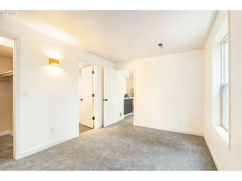 6244 Frost Lane Lake Oswego OR 97035
