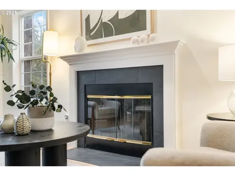 6244 Frost Lane Lake Oswego OR 97035