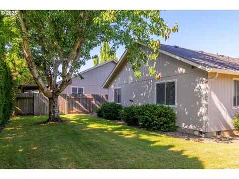 87894 Oak Island Drive Veneta OR 97487