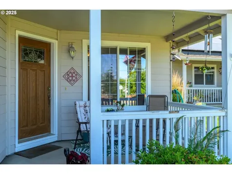 87894 Oak Island Drive Veneta OR 97487