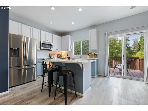 569 NE Natalie Street Hillsboro OR 97124