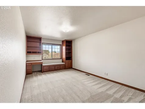 2256 Marie Lane Eugene OR 97408