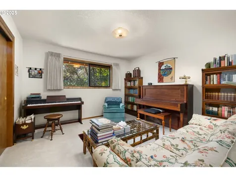 19285 SE Borges Road Damascus OR 97089