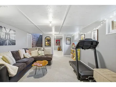 2507 N Farragut Street Portland OR 97217