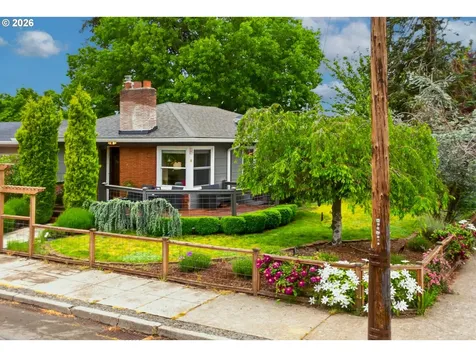 2507 N Farragut Street Portland OR 97217